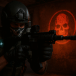 Soldado en edificio oscuro apuntando con rifle táctico, con íconos de racha de puntos y símbolo de calavera iluminada en la pared.