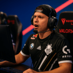 Babybay jugando concentrado con la camiseta de G2 Esports durante un partido oficial de VALORANT en VCT Americas.