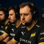 Jugadores de NAVI concentrados durante BLAST Open London 2025