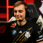 Caps de G2 Esports concentrado en partida de Worlds 2025