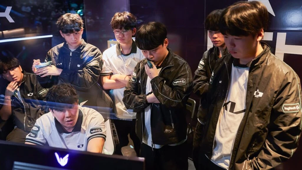 Imagen que muestra a CVMax de DK y a otros jugadores en la LCK Cup 2026.