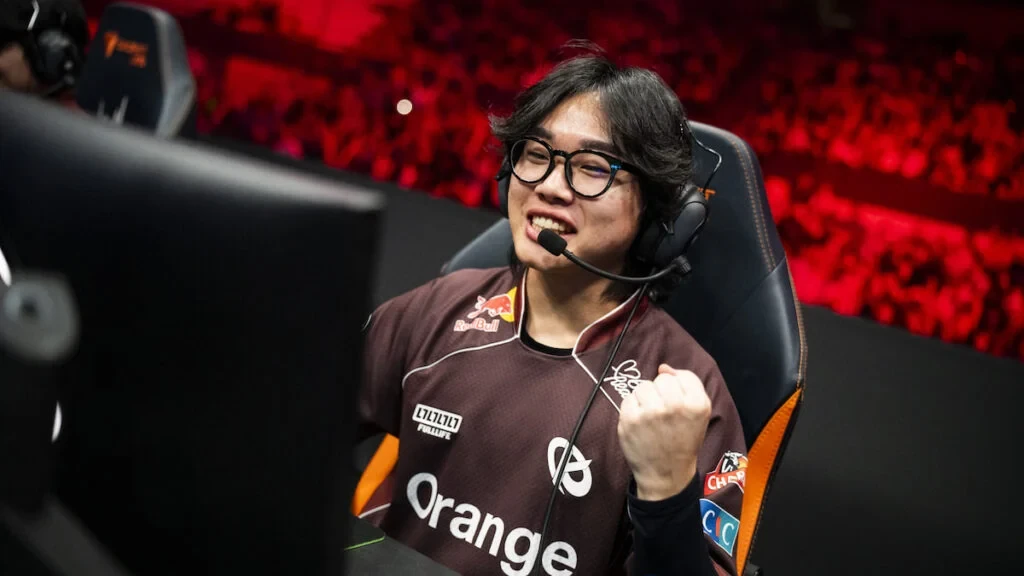 G2 Esports (G2) se enfrenta a Karmine Corp (KC) en las Finales Versus de la LEC 2026 en el Olympic Arena de Badalona, Barcelona.